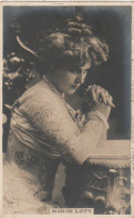 PE 25- MANON LOTY - ARTISTE - CORRESPONDANCE  1903 - 2 SCANS - Artistes