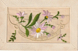 OP Nw38- " BONNE ANNEE " - CARTE FANTAISIE BRODEE - FLEURS - MINI CARTE BONNE ANNEE - Brodées