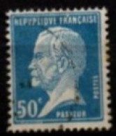 FRANCE    -   1923 .   Y&T N° 176 Oblitéré.  Point Blanc Sur RA De Française - Used Stamps