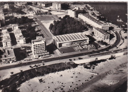 NE 28-(17) ROYAN - LE PALAIS DES CONGRES  - VUE AERIENNE - Royan