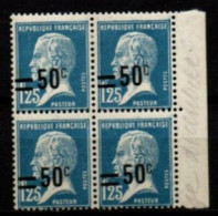 FRANCE    -   1926 .   Y&T N° 222 * En Bloc De 4.   Surcharges Décalées En Haut - Unused Stamps