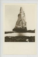 Louis Alphonse Davanne Photographe 1824-1912 "Aiguille D'Etretat Vers 1864"  Normandie Les Débuts De La Photographie - Andere & Zonder Classificatie