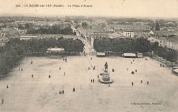 LA ROCHE SUR YON : LA PLACE D'ARMES - La Roche Sur Yon