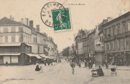 QU 1-(24) BERGERAC - LA RUE DU MARCHE - COMMERCES - ANIMATION - 2 SCANS - Bergerac