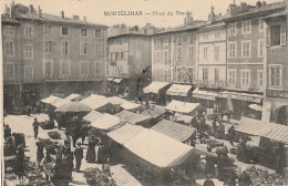 QU 6-(26) MONTELIMAR - PLACE DU MARCHE - ETALS  - ANIMATION - 2 SCANS - Montelimar