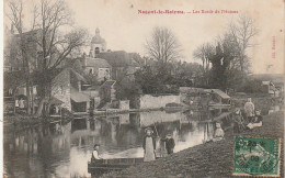 QU II-(28) NOGENT LE ROTROU - LES BORDS DE L' HUISNE - ENFANTS SUR LA BERGE - CANOTEUR - 2 SCANS - Nogent Le Rotrou