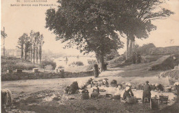 QU 13-(29) DOUARNENEZ - LAVOIR BRETON AUX PLOMARCH ' S - LAVANDIERES - 2 SCANS - Douarnenez