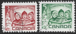 Canada 1967. Scott #476-7 (U) Christmas, Singing Children And Peace Tower, Ottawa  *Complete Set* - Gebraucht