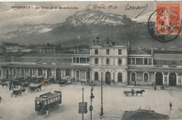 RE 8-(38) GRENOBLE - LA GARE ET LE MOUCHEROTTE - TRAMWAY - FIACRES - 2 SCANS - Grenoble