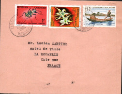 MADAGASCAR AFFRANCHISSEMENT COMPOSE SUR LETTRE POUR LA FRANCE 1966 - Madagascar (1960-...)