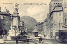 CPA - GRENOBLE - MONUMENT DU CENTENAIRE, PLACE ET EGLISE NOTRE DAME (ETAT PARFAIT - Grenoble