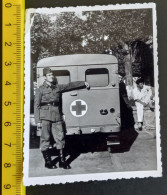#15     Anonymous Persons - Yugoslavia Soldier Red Cross - Oorlog, Militair