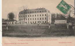 SO 15-(51) VITRY LE FRANCOIS - QUARTIER DE LA CAVALERIE ( INTERIEUR ) - 2 SCANS - Vitry-le-François