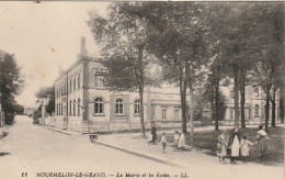 SO 15-(51) MOURMELON LE GRAND - LA MAIRIE ET LES ECOLES - ANIMATION , ENFANTS - 2 SCANS - Mourmelon Le Grand