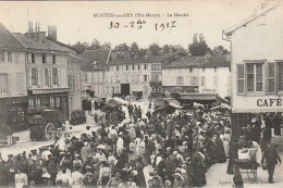 SO 17-(52) MONTIER EN DER - LE MARCHE - CAFES , HOTEL DES VOYAGEURS  - ETALS , CHALANDS - 2 SCANS - Montier-en-Der