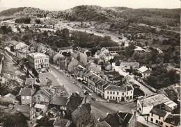 SO 20 -(55) CLERMONT EN ARGONNE - PLACE DE L' HOTEL DE VILLE - VUE AERIENNE - 2 SCANS - Clermont En Argonne