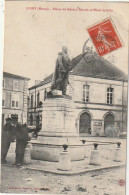 SO 20 -(55) LIGNY - STATUE DU GENERAL BARROIS ET HOTEL DE VILLE - 2 SCANS - Ligny En Barrois