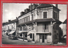 Carte Postale 89. Quarre-les-Tombes  Hotel Du Nord Et De La Poste  Très Beau Plan - Quarre Les Tombes