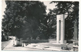 ST SYMPHORIEN SUR COISE - MONUMENT COMMEMORATF 1939-1945 - Saint-Symphorien-sur-Coise