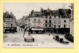 45. MONTARGIS - Place Mirabeau (animée) (voir Scan Recto/verso) - Montargis