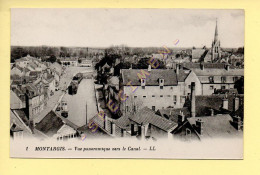 45. MONTARGIS - Vue Panoramique Vers Le Canal (Péniches) (voir Scan Recto/verso) - Montargis