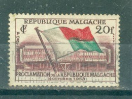 MADAGASCAR - N°338 Oblitéré. Proclamation De La République. - Madagascar (1960-...)