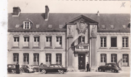 [76] Seine Maritime . Gournay En Bray. La Mairie. Voitures Anciennes - Gournay-en-Bray