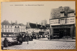 Carte Postale Ancienne Issoudun (36) Le Marché Aux Légumes - Issoudun