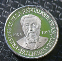 Belle Médaille Argent Poinçonnée 925 - 21mm "Président De La République Armand Fallières" French President Token - Profesionales / De Sociedad