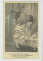 ENFANTS - LITTLE GIRL - MAEDCHEN - Jolie Carte Fantaisie Fillette Dans Berceau Et ANGE DE NOEL - N° V - Abbildungen