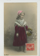 ENFANTS - LITTLE GIRL - MAEDCHEN - Jolie Carte Fantaisie Fillette Avec Poissons Dans Panier - Portraits