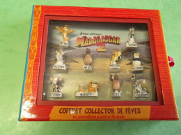 Coffret / Fève / Série De Fèves Complète : Madagascar 2009 Avec 2 Hors Série - Dibujos Animados