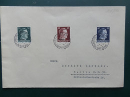 GROOT FORMAAT  LOT13  /   LETTRE  ALLEMAGNE TIMBRES HITLER SURCHARGE UKRAINE 1943 - Occupazione 1938 – 45