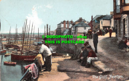 R551228 Newlyn. The Cliff. F. Frith. Postcard - Welt