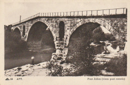 VE 3-(84) APT - PONT JULIEN - 2 SCANS - Apt