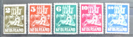 NIEDERLANDE 1950 " WIEDERAUFBAU" Michelnr 558/562 Sehr Schon Postfrisch € 100,00 - Unused Stamps
