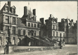 Palais De Fontainebleau - Escalier Du Fer à Cheval - (P) - Fontainebleau