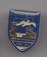 Pin's C.O.S.R. 40 Eme Anniversaire 1952-1992 En Charente Maritime Dpt 17 Réf 5779 - Città