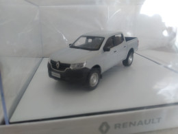 Norev Renault Alaskan Gris Echelle 1/43 En Boite Vitrine - Norev