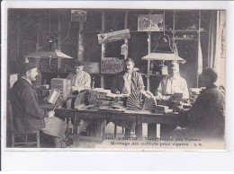 PANTIN: Manufacture Des Tabacs, Montage Des Coffrets Pour Cigares - Très Bon état - Pantin