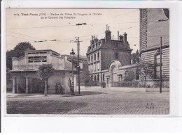 PARIS: 75020, Station Du Métro Saint-fargeazu Et L'entrée De La Caserne Des Pompiers - état - Arrondissement: 20