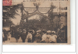 BELLEVILLE - CARTE PHOTO - Arc De Triomphe - Très Bon état - Belleville Sur Saone