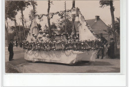 SAINT GERAND LE PUY : Carte Photo De La Fête Du Printemps Et De La Kermesse Vers 1930 - Très Bon état - Other & Unclassified