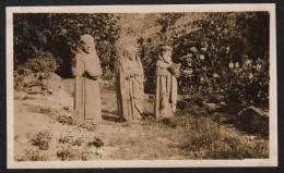 Jolie Photographie à Identifier, Statues De Saints, LE PASSAGE, Sept 1926, Isère? 11,1 X 6,6 Cm - Places