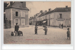 DORMANS : Les Montreurs D'ours Et De Singes Sur La Place De L'Hôtel De Ville - Très Bon état - Dormans