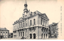 LA FERTE MACE - L'Hôtel De Ville - Très Bon état - La Ferte Mace