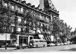 PARIS - Place De La République - L'Hôtel Moderne - Très Bon état - Cafés, Hotels, Restaurants