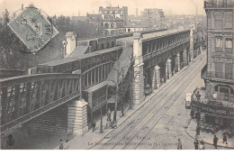 PARIS - Le Métropolitain Boulevard De La Chapelle - Très Bon état - Metro, Estaciones