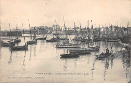 CROIX DE VIE - Le Port Avant Le Départ Pour La Pêche - Très Bon état - Saint Gilles Croix De Vie