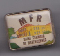 Pin's MFR Saint Germain De Marencennes En Charente Maritime Dpt 17  Réf 5218 - Ciudades